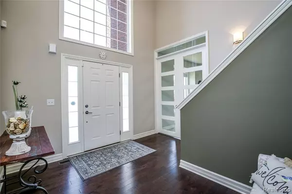 Troy, MI 48085,2089 Bridle Path Dr Drive