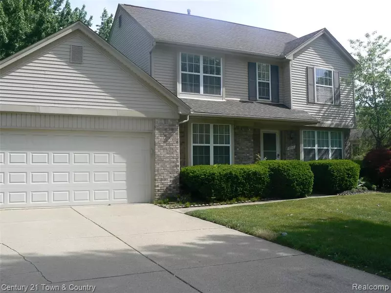 2733 Knight Drive, Troy, MI 48085 4067