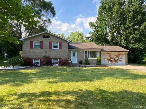 Belleville, MI 48111 8711,40080 WILLIS Road