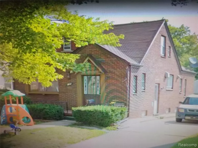 140 OSCEOLA Drive, Pontiac, MI 48341 1154