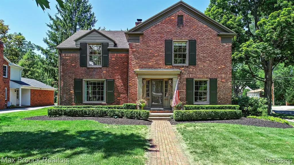 1095 FAIRFAX Street, Birmingham, MI 48009 1286