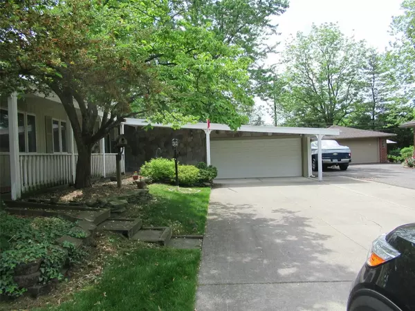 5875 Rosetta Street, Dearborn Heights, MI 48127