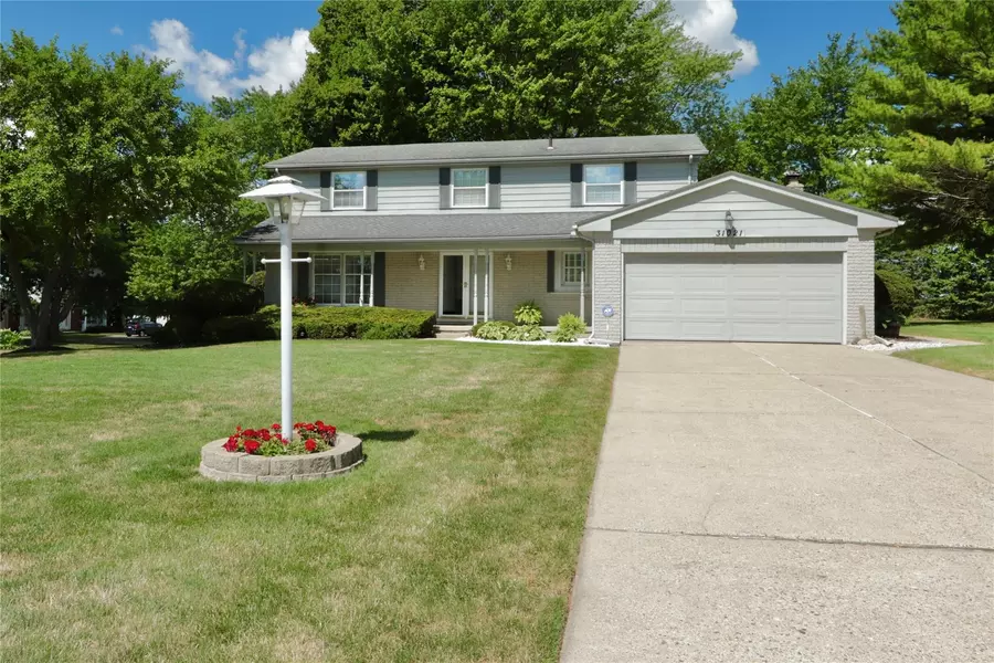 31021 HUNTERS WHIP Lane, Farmington Hills, MI 48331 1538