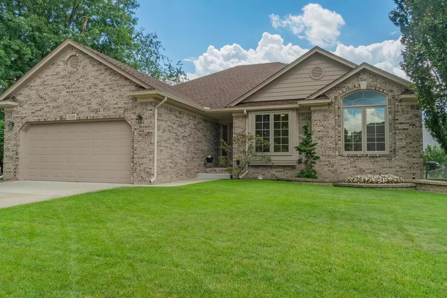 21238 SUNRISE Drive, Macomb, MI 48044 2248