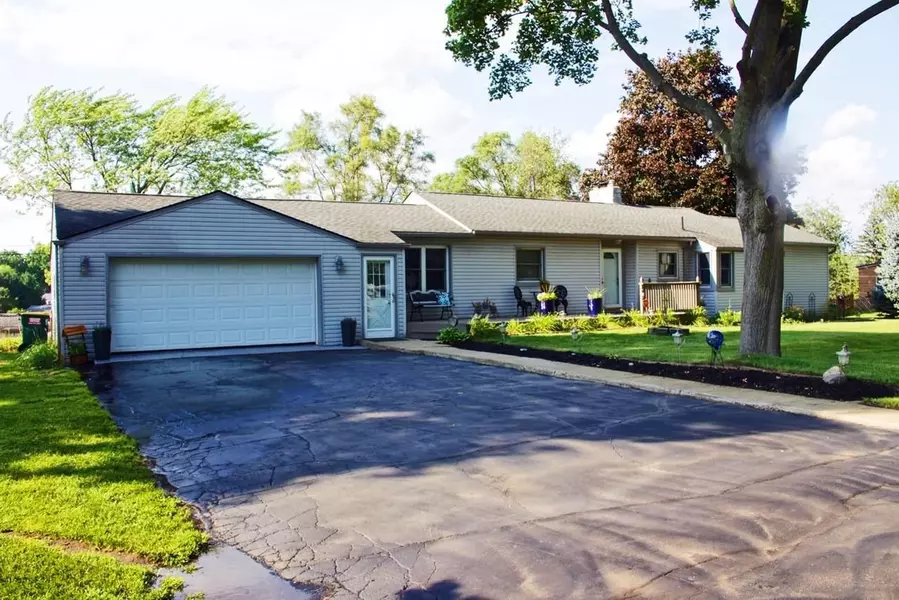 6431 HAVELOCK Drive, Clarkston, MI 48346-2355