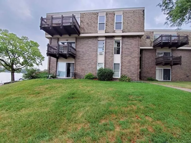 250 N LIBERTY, Belleville, MI 48111-