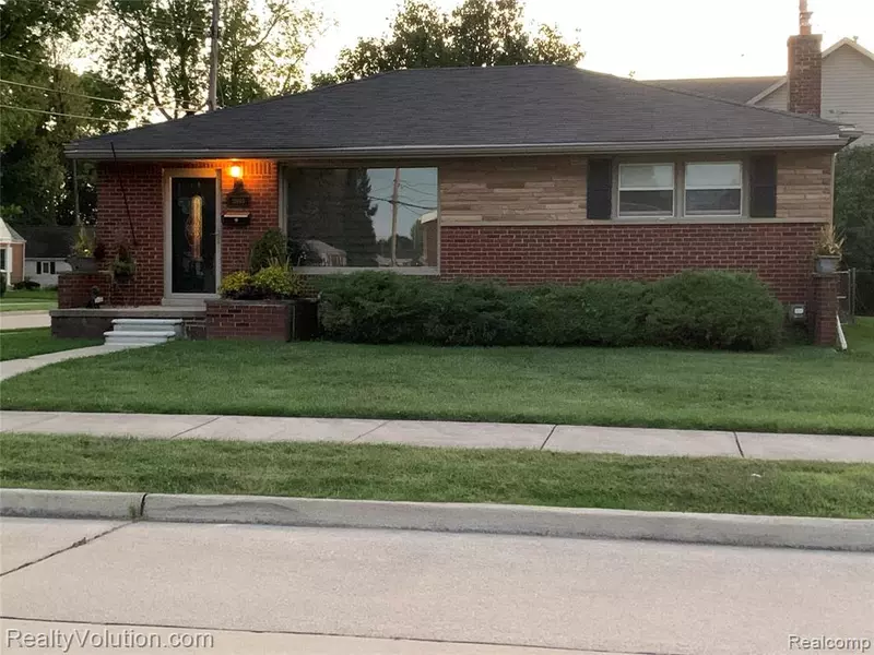 28605 KARAM Drive, Madison Heights, MI 48071 2725