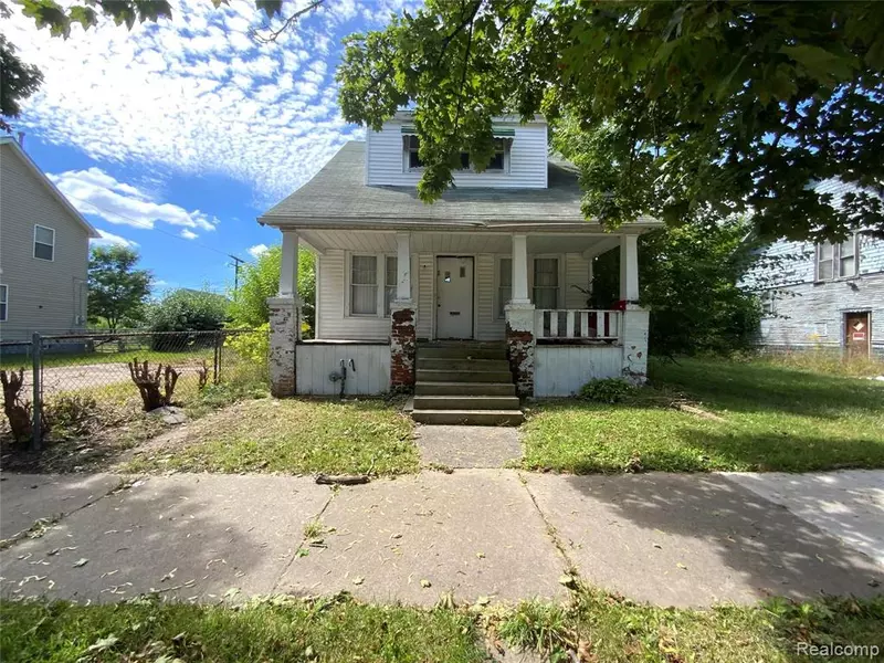 4755 HOLCOMB Street, Detroit, MI 48214 1361