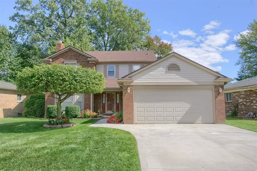 38636 MOUNT KISCO Drive, Sterling Heights, MI 48310 3217