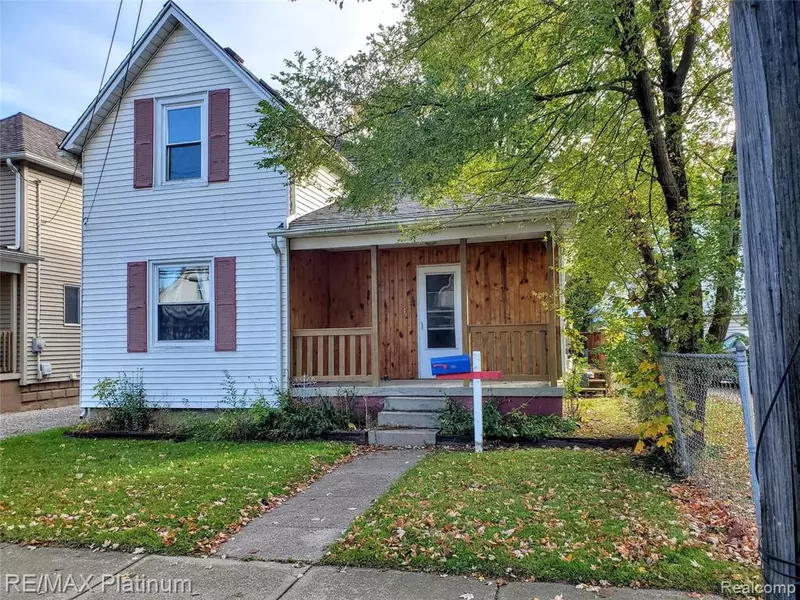 604 N OAK Street, Durand, MI 48429 1226