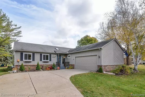 Brighton, MI 48114,3419 Watersedge Drive