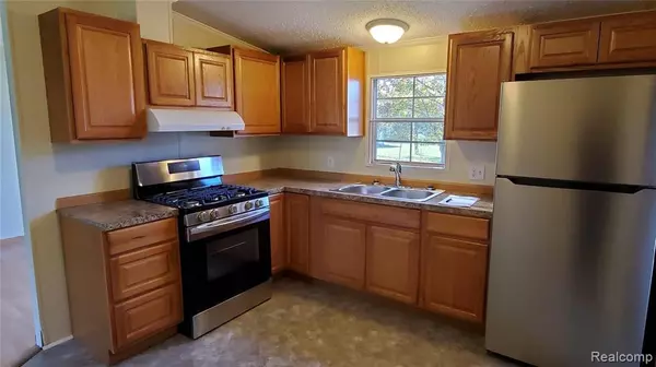 Lennon, MI 48449 9624,1306 S MEADOW Drive