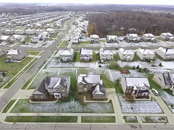 New Hudson, MI 48165 9483,57871 CIDER MILL Drive