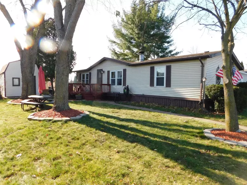 4462 Butternut Street, Clarkston, MI 48348