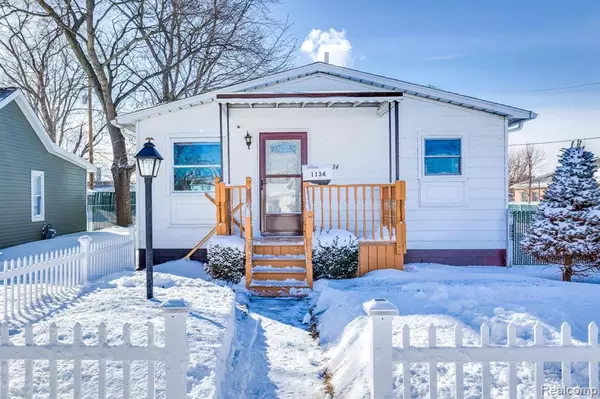 1134 BEARD Street,  Port Huron,  MI 48060 6558