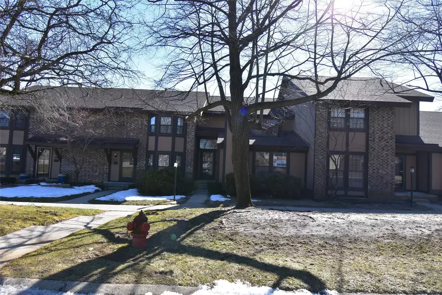 25288 Maplebrooke Drive, Southfield, MI 48033