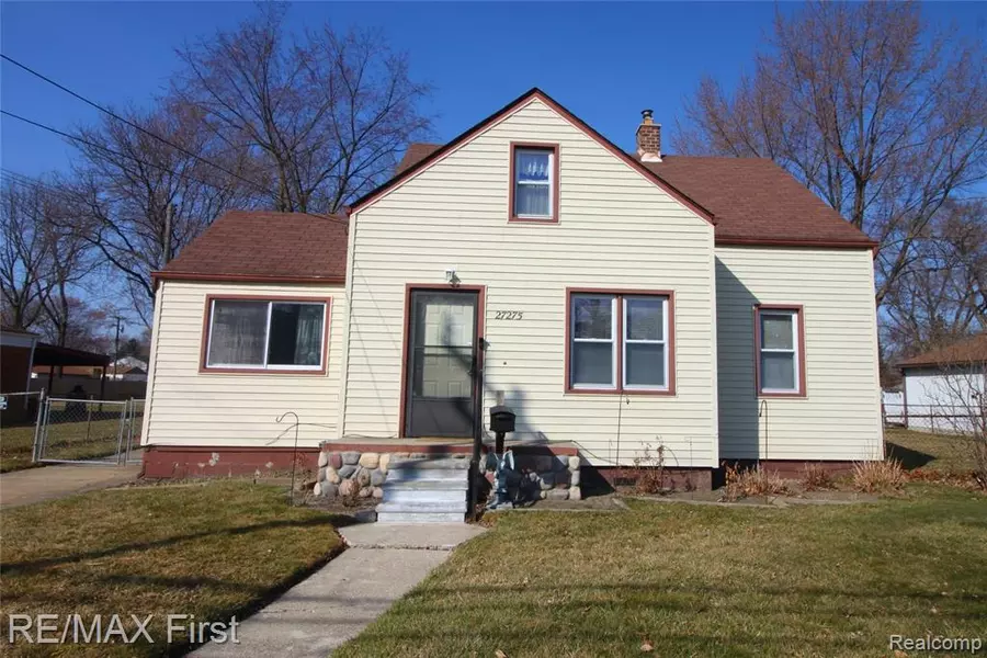 27275 MAPLE Street, Roseville, MI 48066 2859