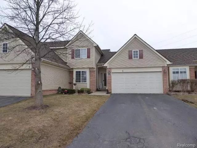 432 LILLY VIEW, Howell, MI 48843 6517