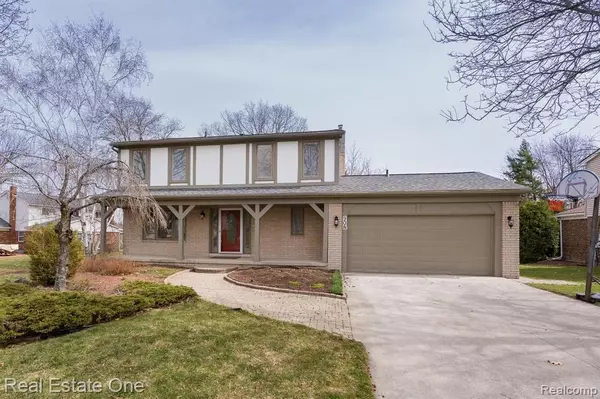 908 ENGLEWOOD Drive, Rochester Hills, MI 48309 1069