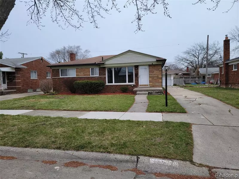 24212 PETERSBURG Avenue, Eastpointe, MI 48021 3404