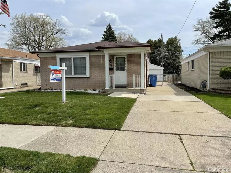 5722 CENTRALIA Street, Dearborn Heights, MI 48127 2931