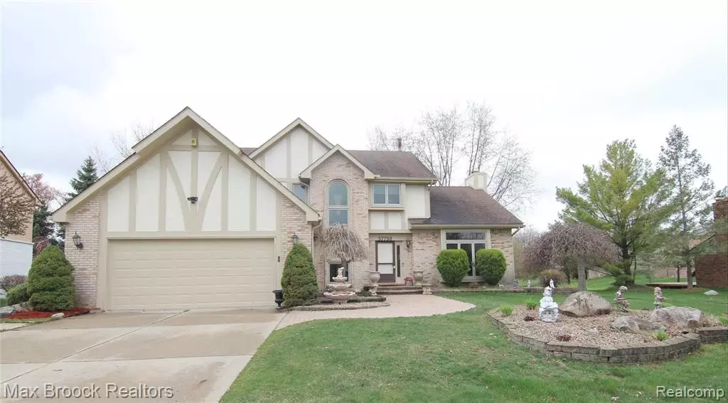 37750 Fleetwood Drive, Farmington Hills, MI 48331 1706