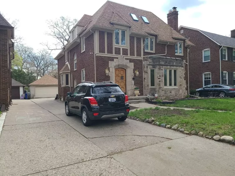 18924 PARKSIDE Street, Detroit, MI 48221 2211