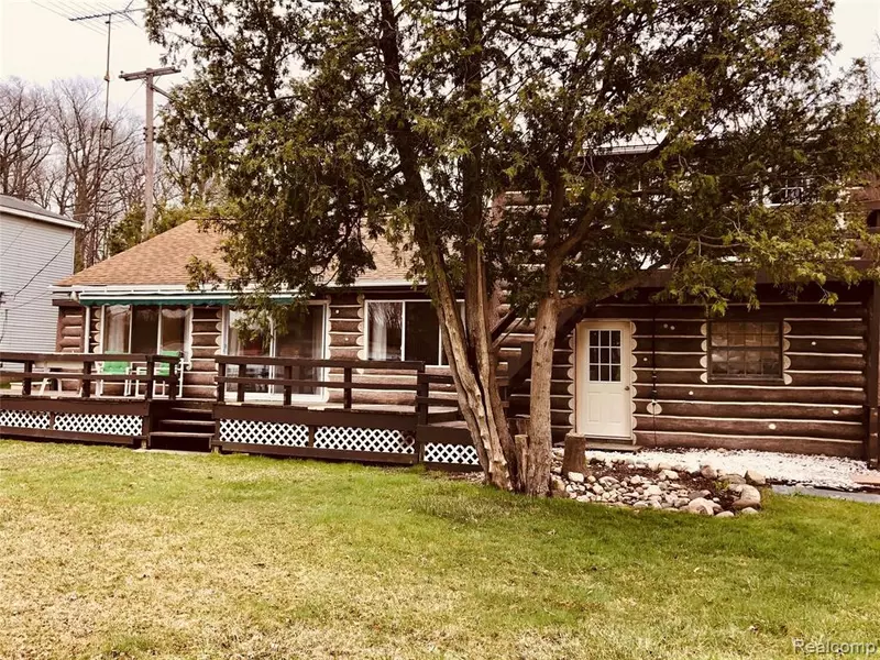 4757 NORTHWAY Drive, Attica, MI 48412 9703