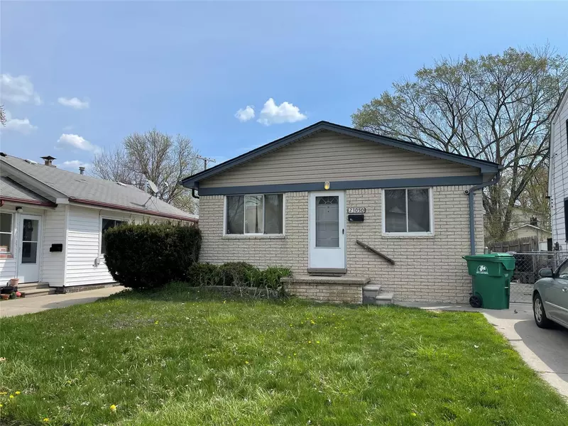 23050 SHAKESPEARE Avenue, Eastpointe, MI 48021 1718