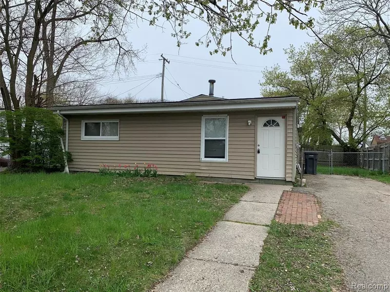 72 LAKESIDE Street, Pontiac, MI 48340 2525