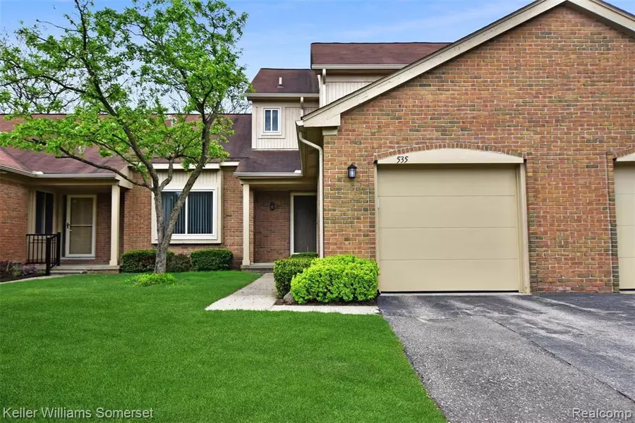 535 TENNYSON, Rochester Hills, MI 48307 4247