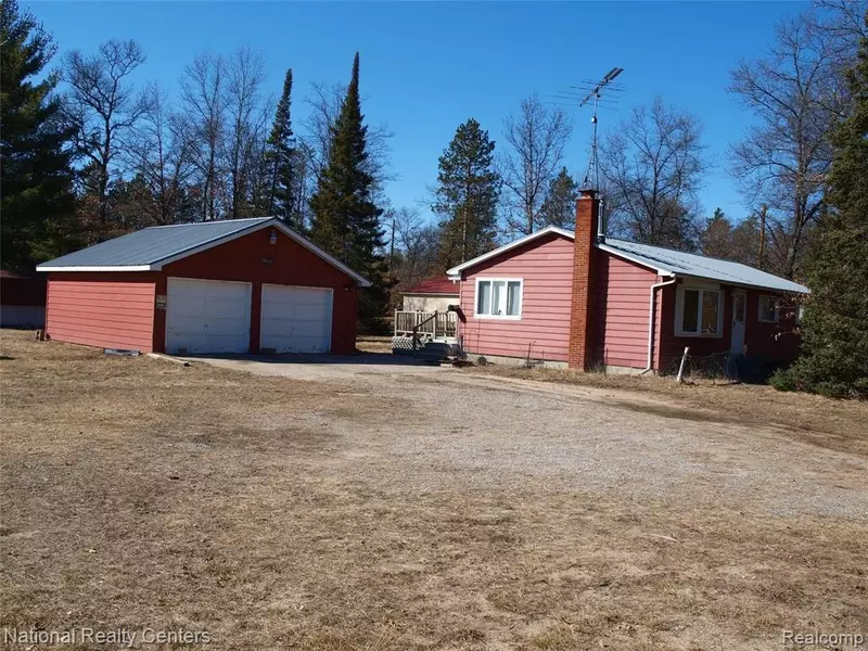 600 W JACKPINE Loop, Mio, MI 48647 9429