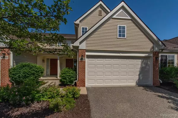 Howell, MI 48843 6510,4307 WILLOW VIEW Court