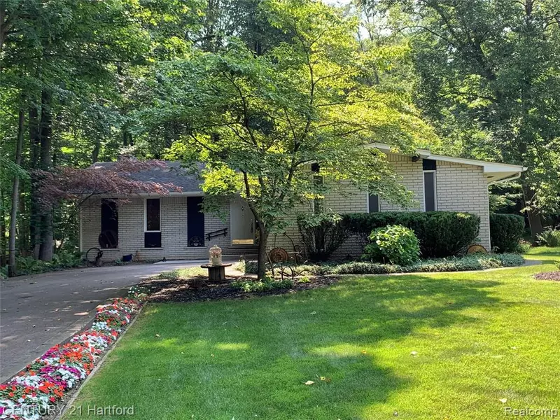 26783 La Muera Street, Farmington Hills, MI 48334 4613