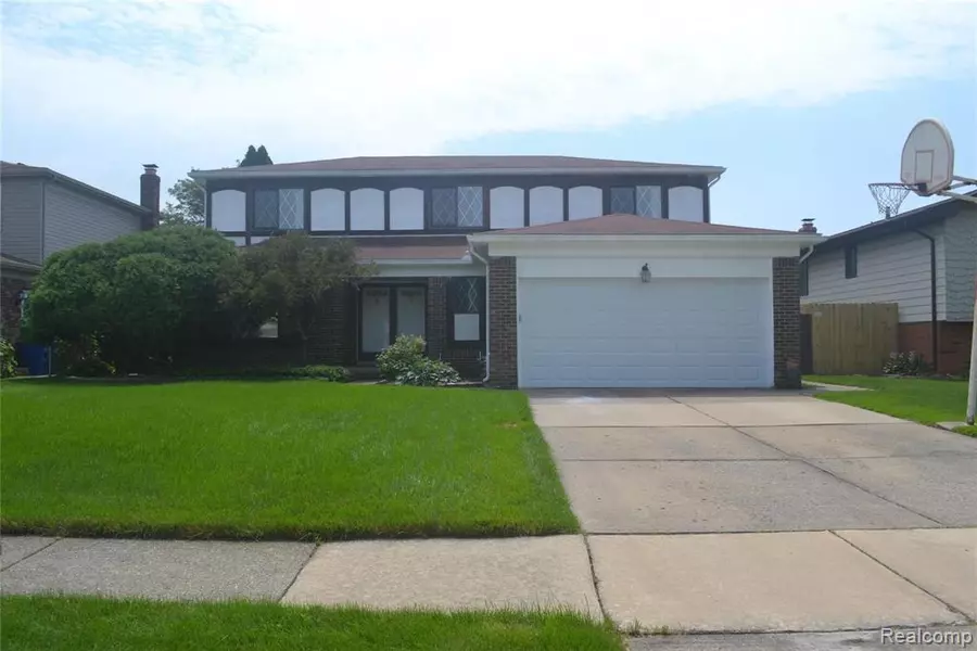 4082 JEFFERSON Drive, Sterling Heights, MI 48310 4556