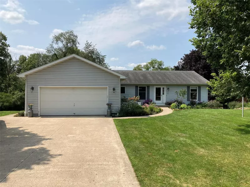 320 RIVER BEND Street, Manchester, MI 48158 9532