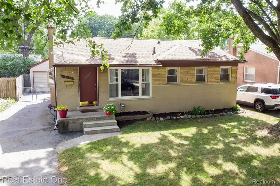 28226 DELTON Street, Madison Heights, MI 48071 2823