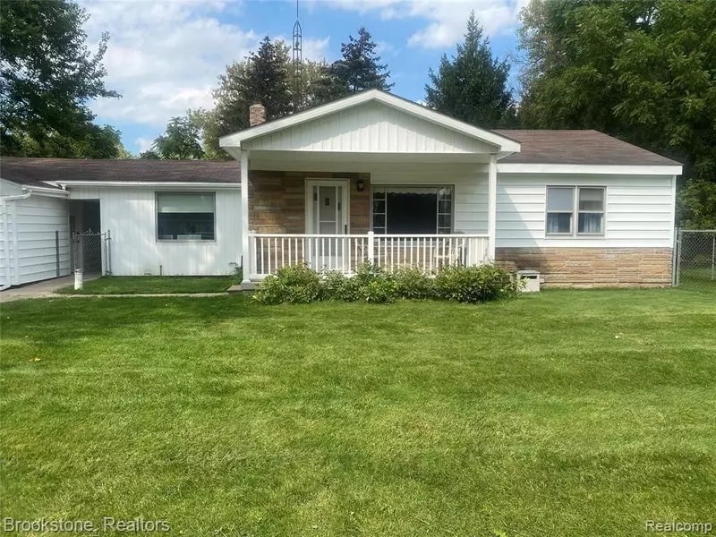 3255 ALPENA Street, Burton, MI 48529 1449