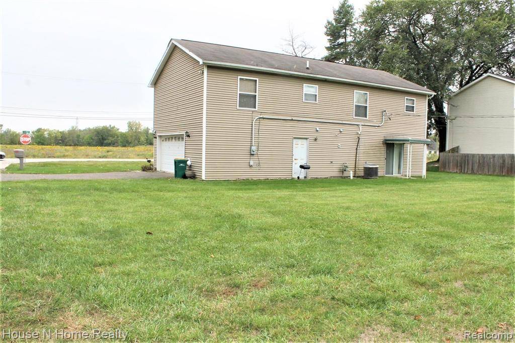 Romulus, MI 48174 1653,33618 ECORSE Road