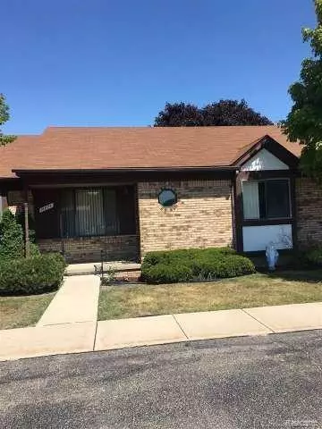 16874 KINGSBROOKE Drive, Clinton Township, MI 48038 3713