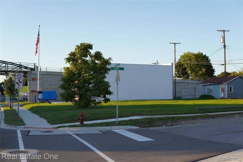 Oxford, MI 48371 4667,68 N WASHINGTON Street