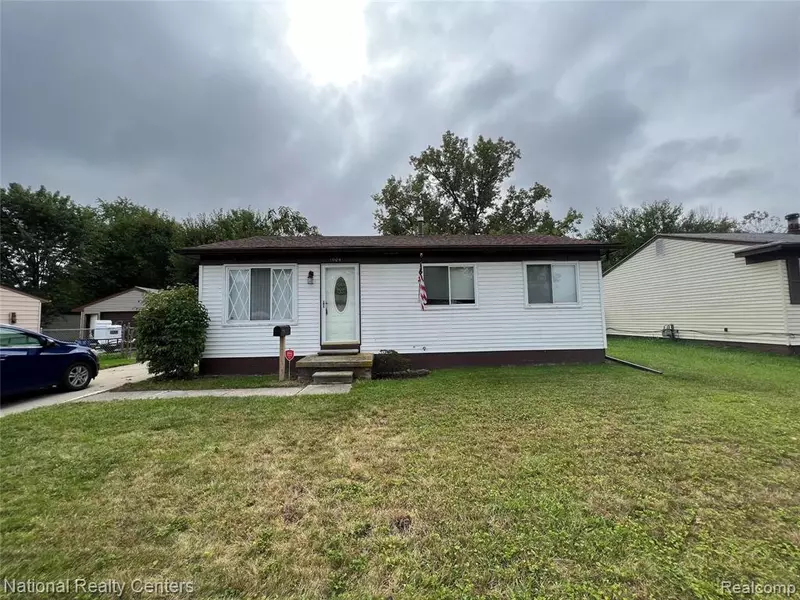 15184 MEADOW Street, Romulus, MI 48174 2974