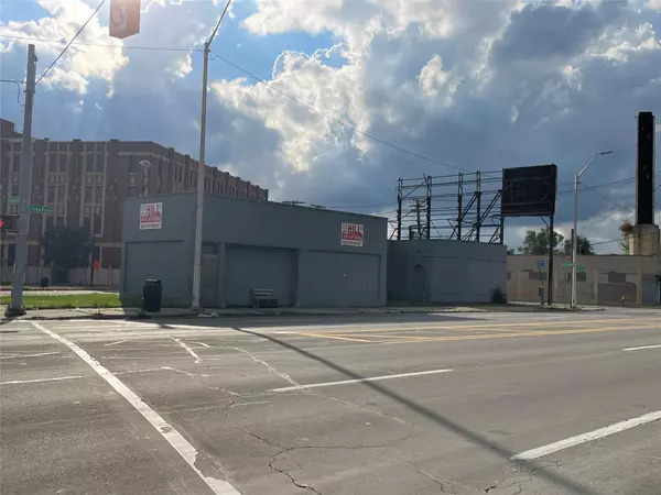 Detroit, MI 48204,11019 W Grand River Avenue