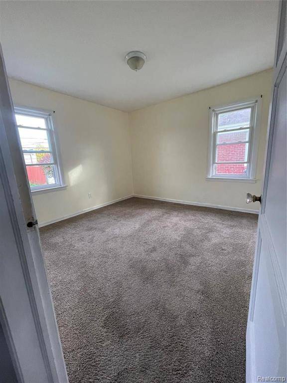 Dearborn, MI 48124 3682,3813 ROOSEVELT Street