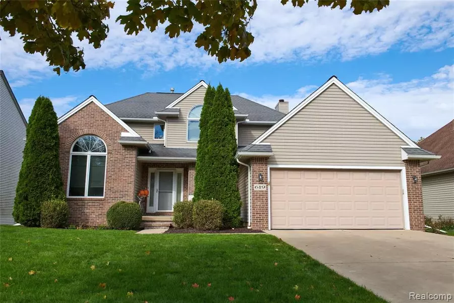 619 IRONWOOD WAY, Saline, MI 48176 1670