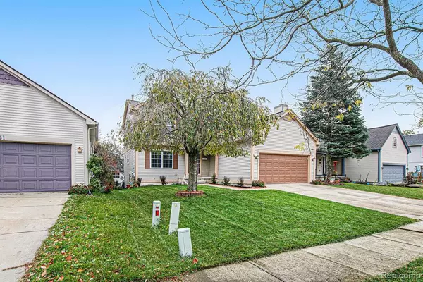 Auburn Hills, MI 48326 3678,857 Polo Place