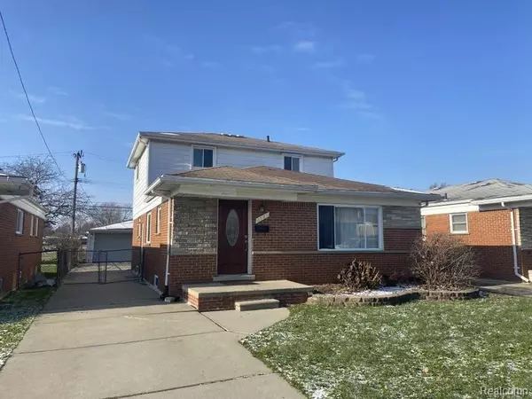 Dearborn Heights, MI 48127 2165,6585 ROBINDALE Avenue