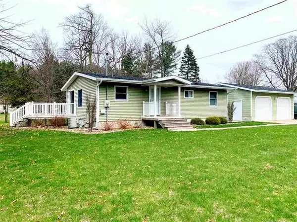 Sanford, MI 48657,30 PINE COURT