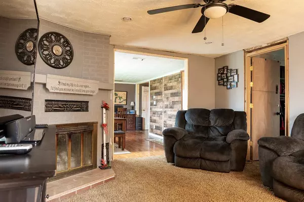 Owosso, MI 48867,3193 W M 21