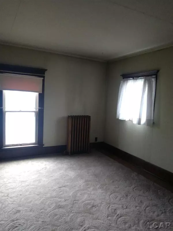 Waldron, MI 49288,122 S Main